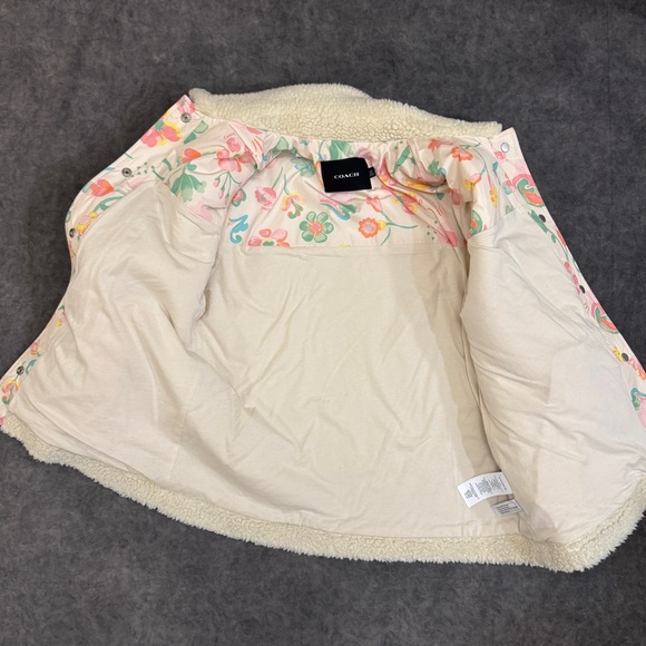 Preloved Women COACH Blocked Floral Cream Sherpa Oversize Jacket Small Winter - Picture 13 of 16
